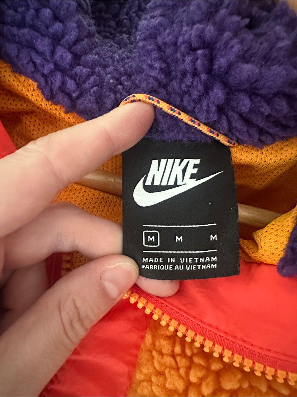 Nike Sportswear Sherpa Fleece Half-Zip Pullover (Style BV3766-886). - Picture 9 of 11